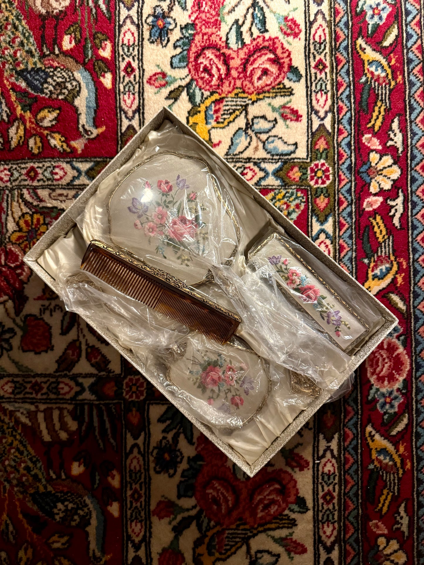 طقم تسريحة فنتج