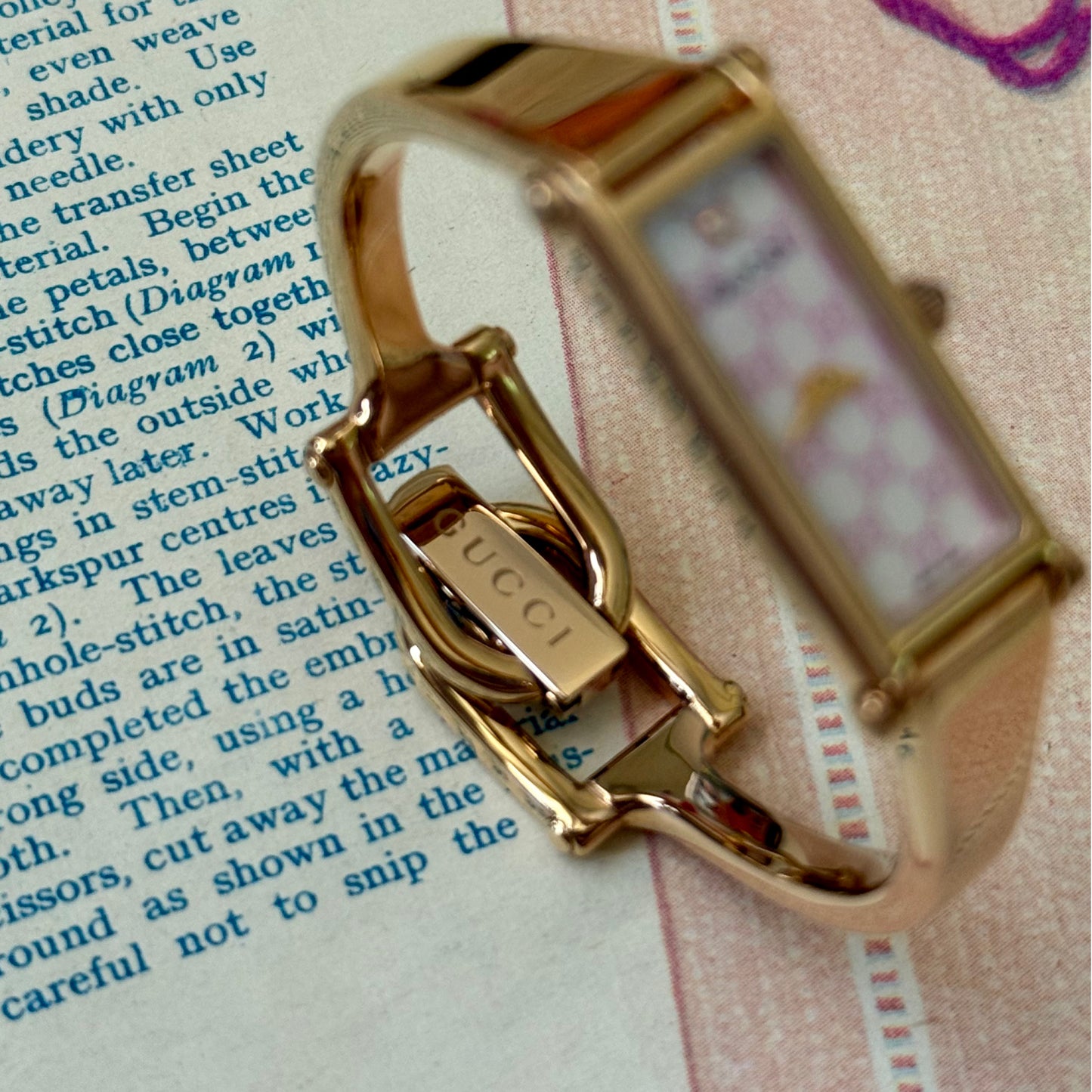 ساعة Gucci فنتج