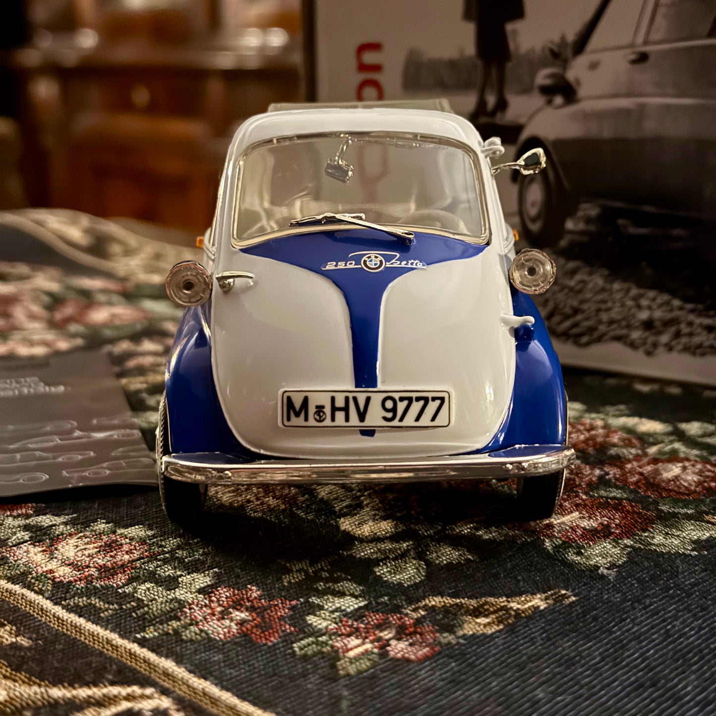 مجسم سيارة BMW