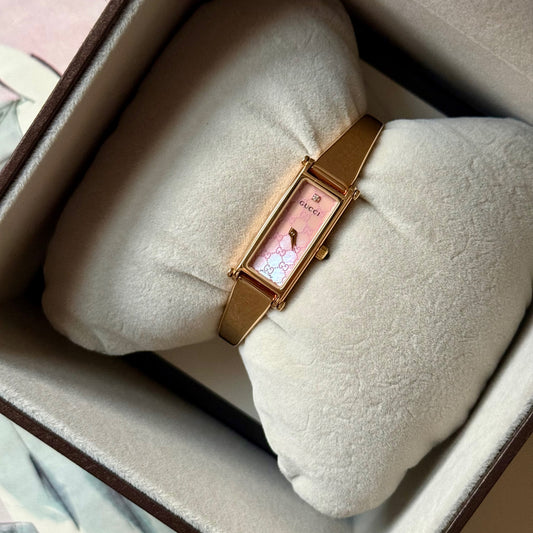 ساعة نسائية فنتج Gucci